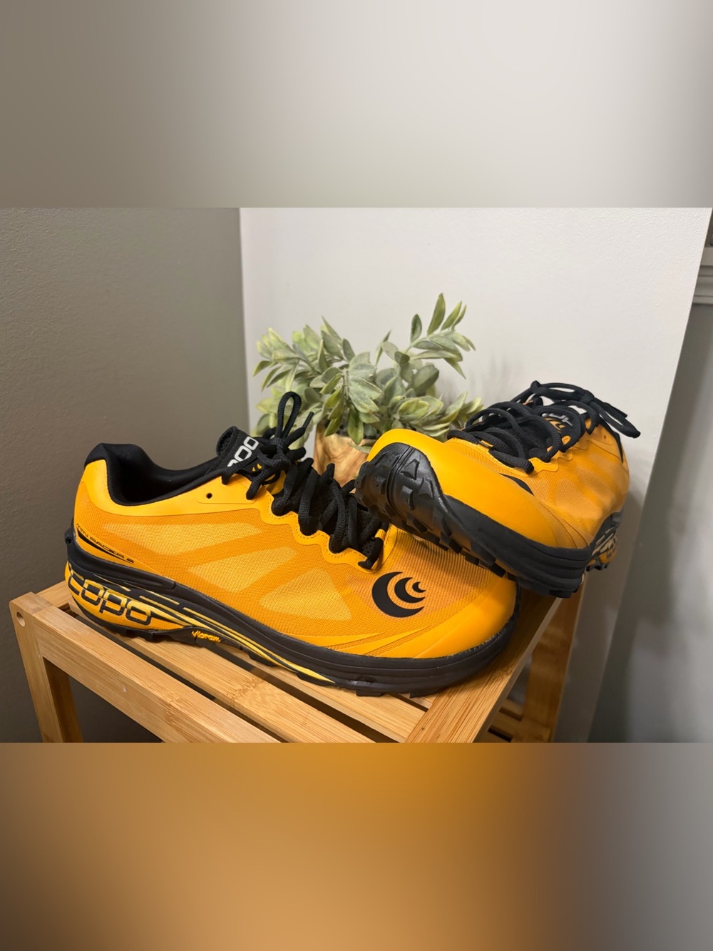 Topo Athletic M-MTN Racer 2 Shoe Men’s 11.5